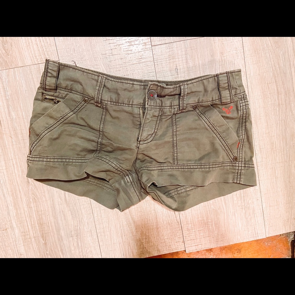 American Eagle cargo shorts